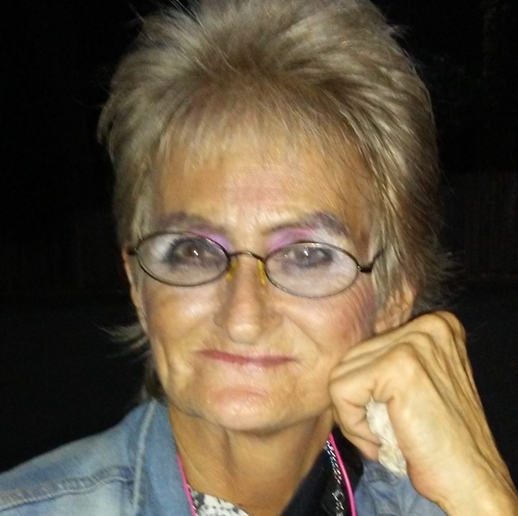 tina_mckenzie